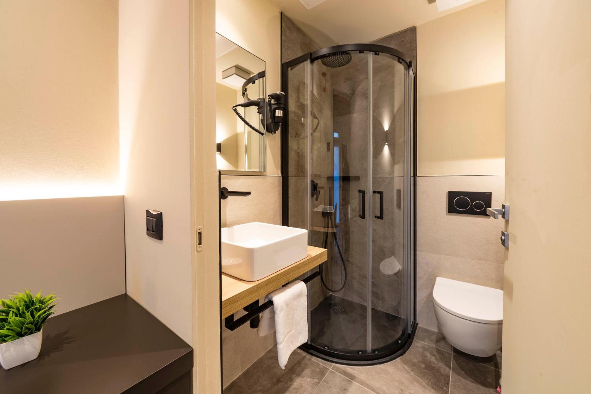 Italianflat - Verona'S River, Free Parking For Car & Bike, Nature, Relax الغرفة الصورة