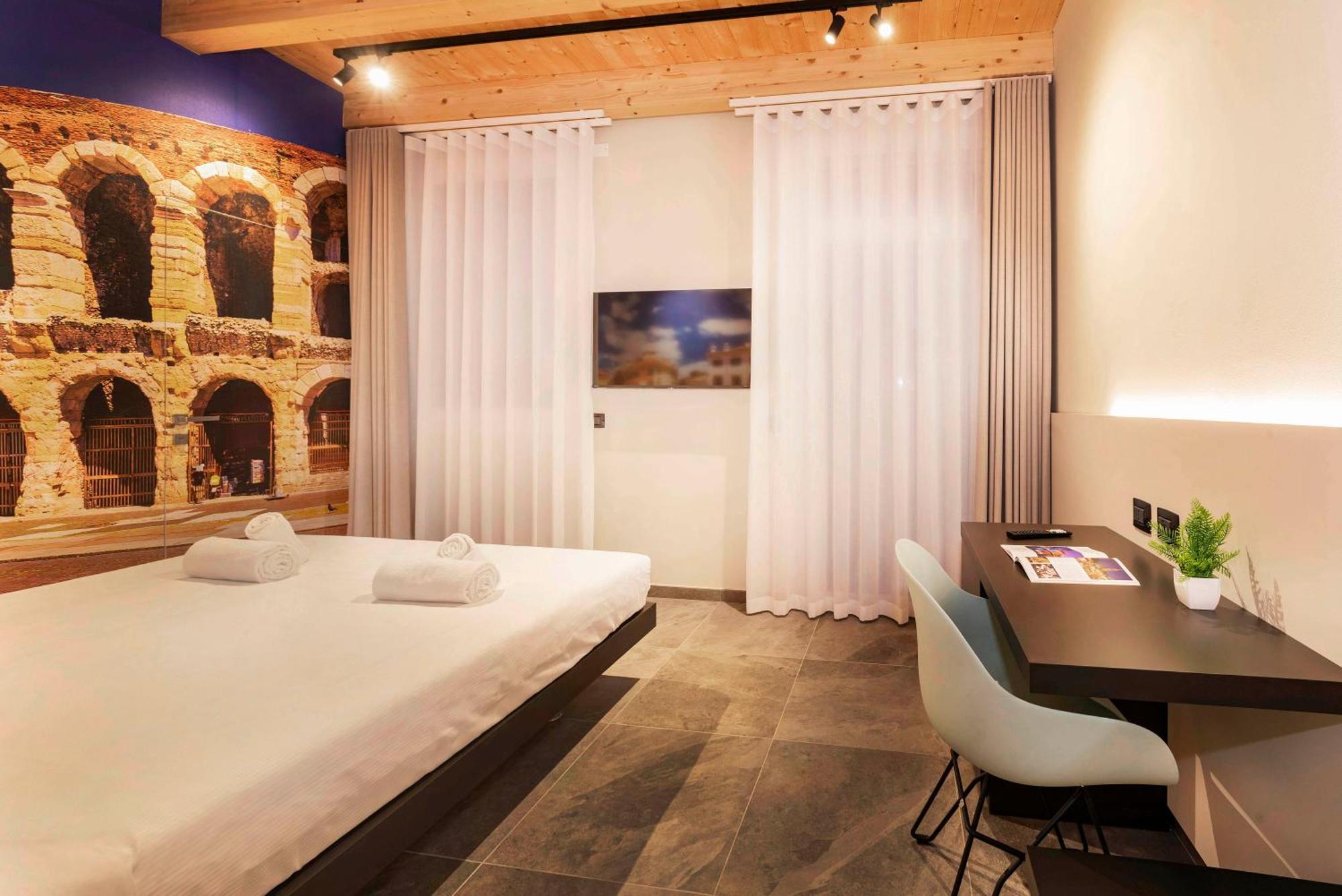 Italianflat - Verona'S River, Free Parking For Car & Bike, Nature, Relax الغرفة الصورة